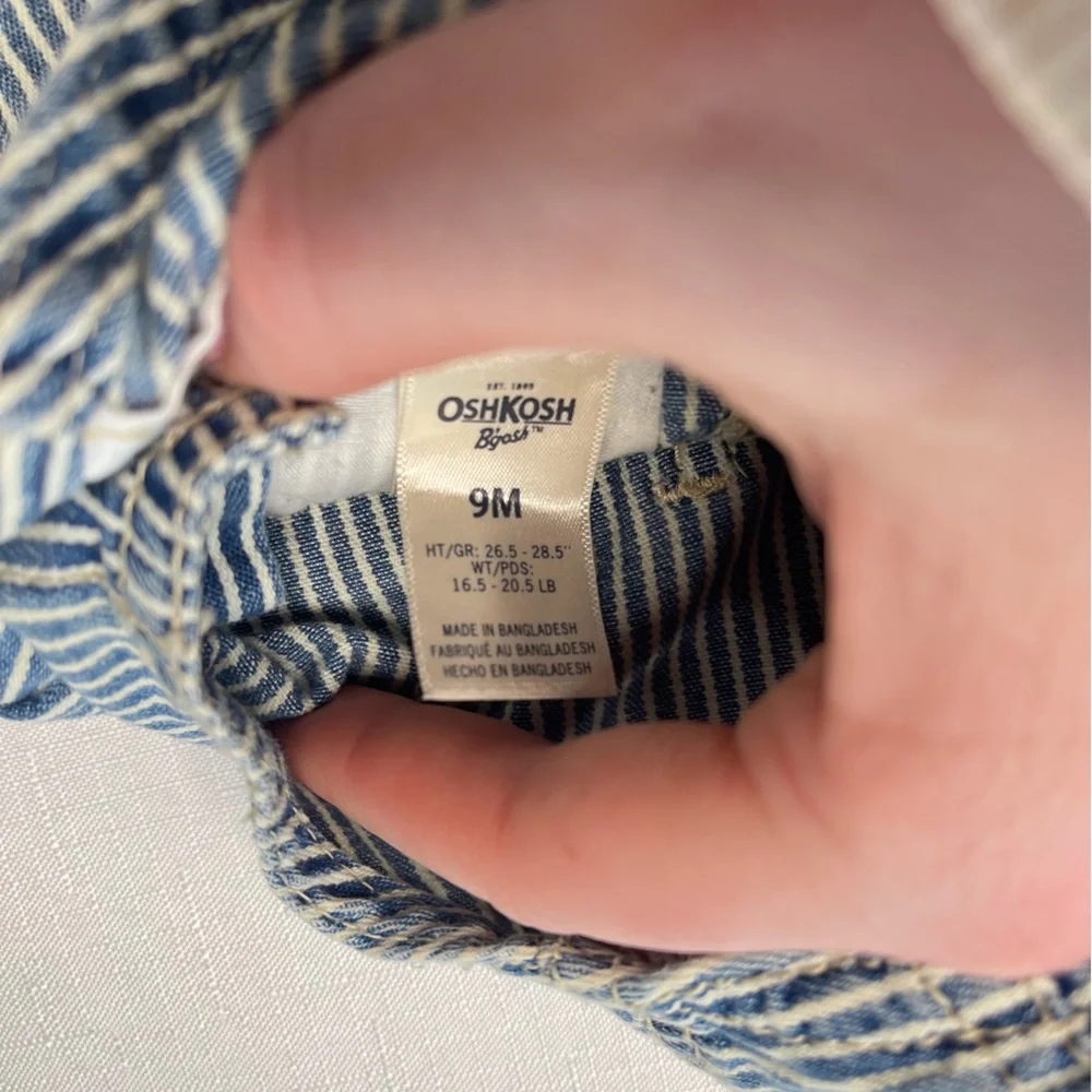 OshKosh Bgosh charming navy
